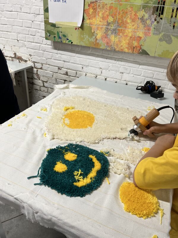 F3D0EB11-C5B1-42C9-8592-9040D4937857